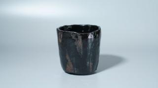 <img class='new_mark_img1' src='https://img.shop-pro.jp/img/new/icons8.gif' style='border:none;display:inline;margin:0px;padding:0px;width:auto;' />  [ Kuro Guinomi by Hideki Yanashita ]