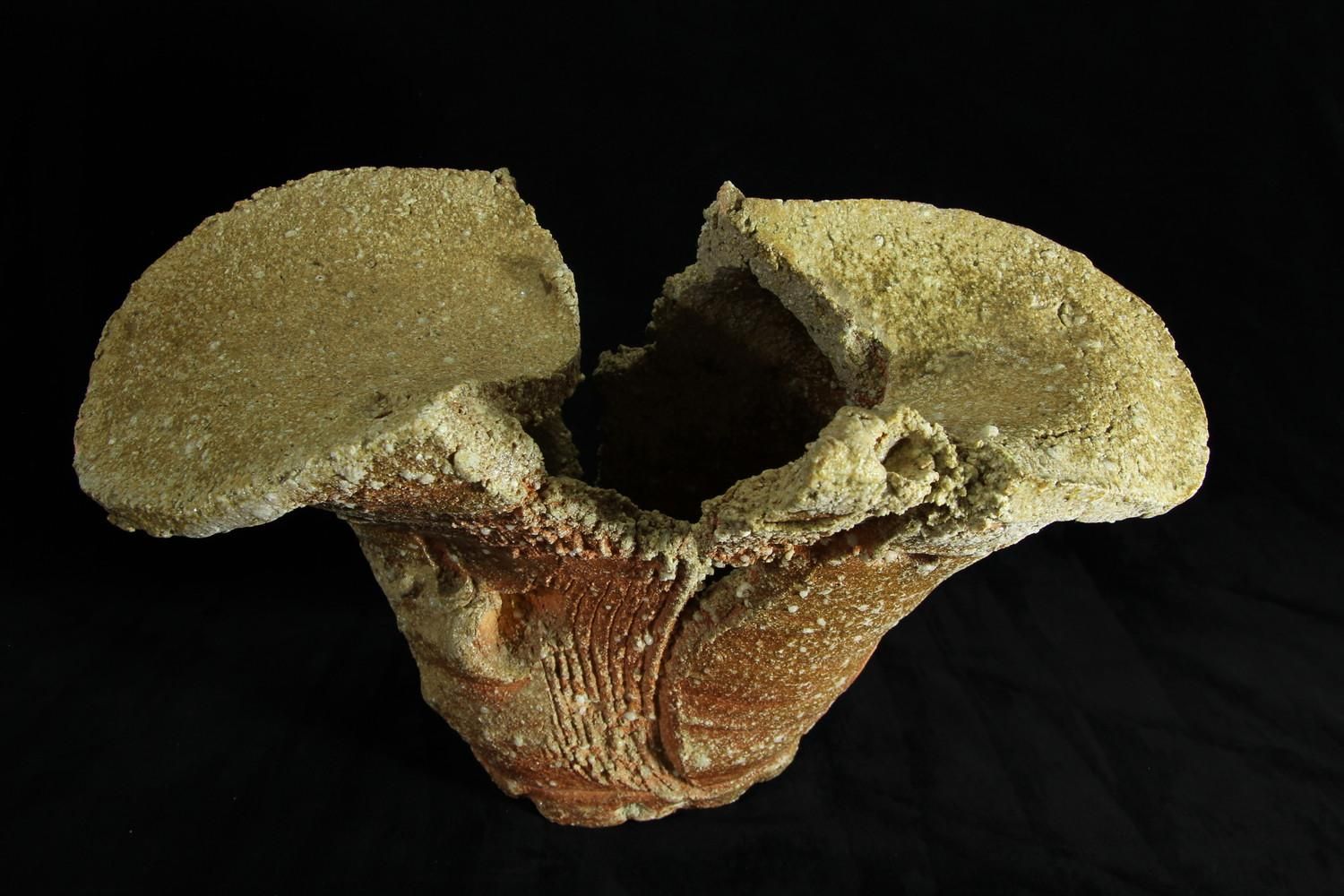 澤清嗣 信楽 破れ器 - 八丁堀 やきものギャラリー とべとべくさ