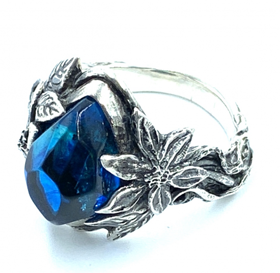 LYLY ERLANDSON リリーエルランドソン 正規代理店 リング《送料無料》the ARIA Ring 【blue】 LYLY ERLANDSON リリーエルランドソン 正規代理店 リング《送料無料》the ARIA Ring 【blue】