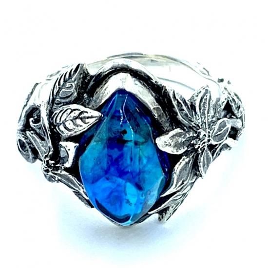 LYLY ERLANDSON リリーエルランドソン 正規代理店 リング《送料無料》the ARIA Ring 【blue】 LYLY ERLANDSON リリーエルランドソン 正規代理店 リング《送料無料》the ARIA Ring 【blue】