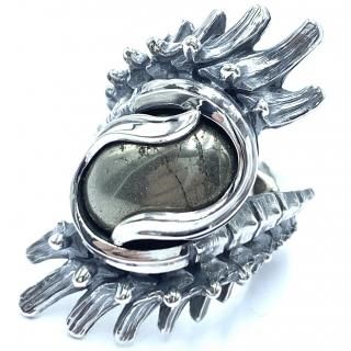 Legio Made 쥮ᥤ Ź 󥰡̵Spine/Pyrite