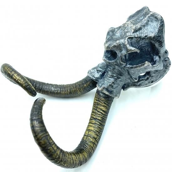 STRANGE FREAK DESIGNS - Mr.treize STRANGE FREAK DESIGNS - Mr.treize