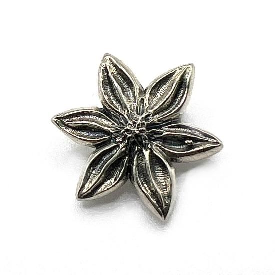 LYLY ERLANDSON/リリーエルランドソン