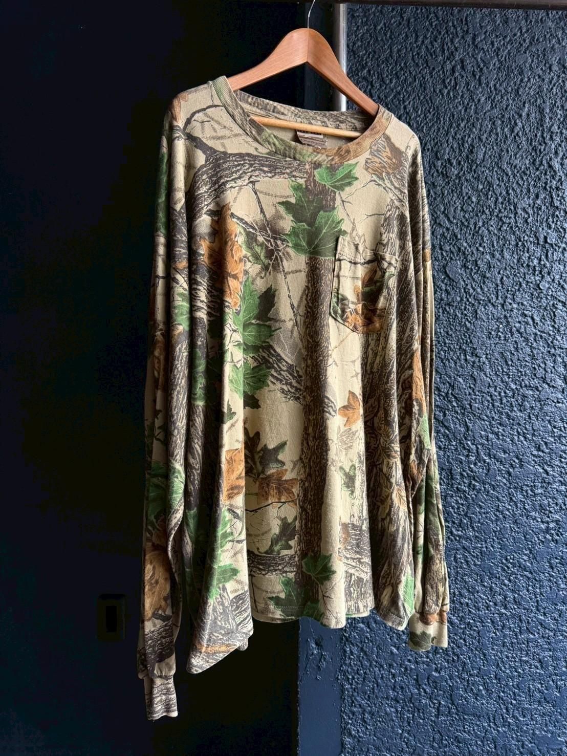 REAL TREE camo