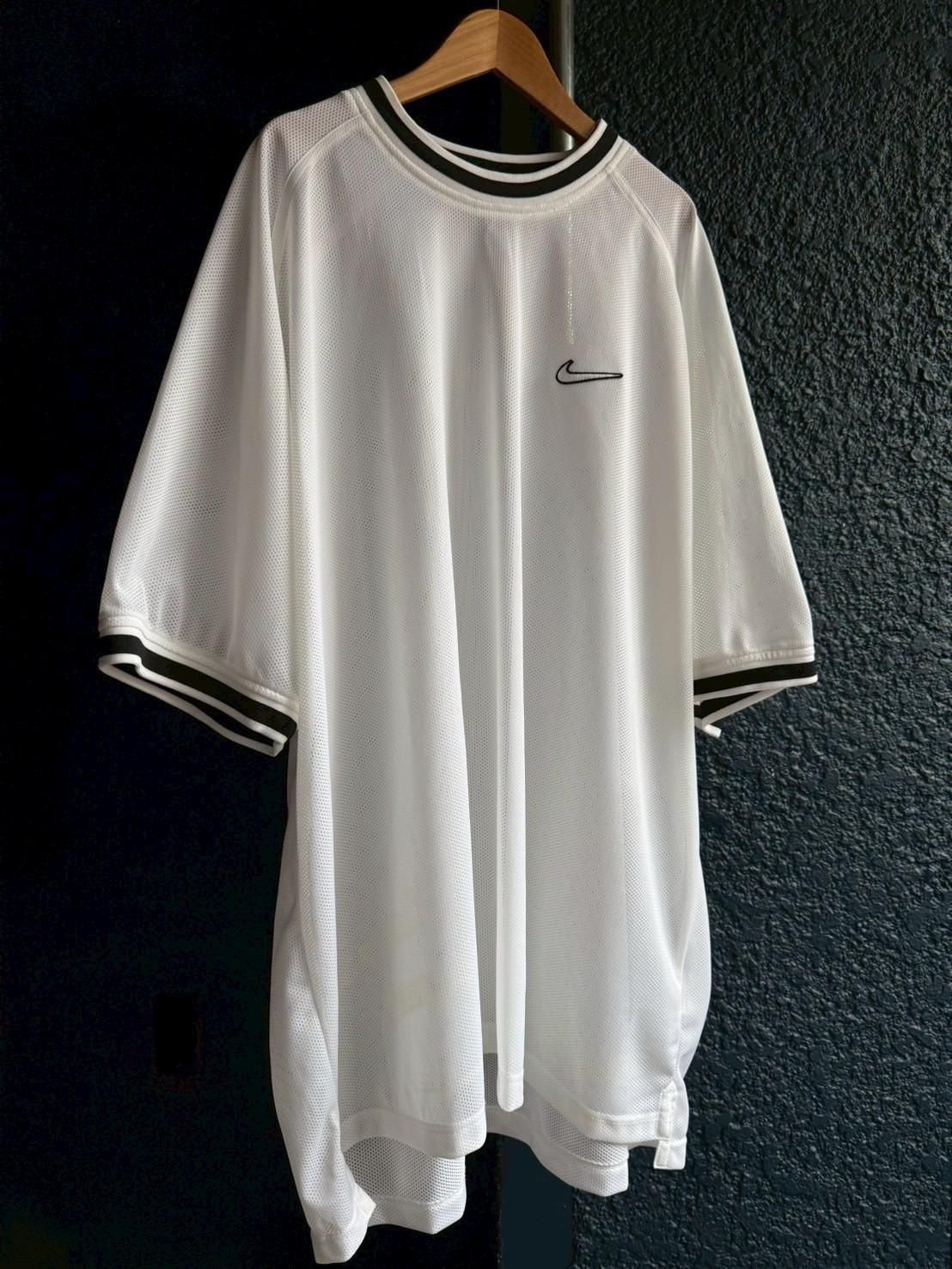 NIKE Mesh 