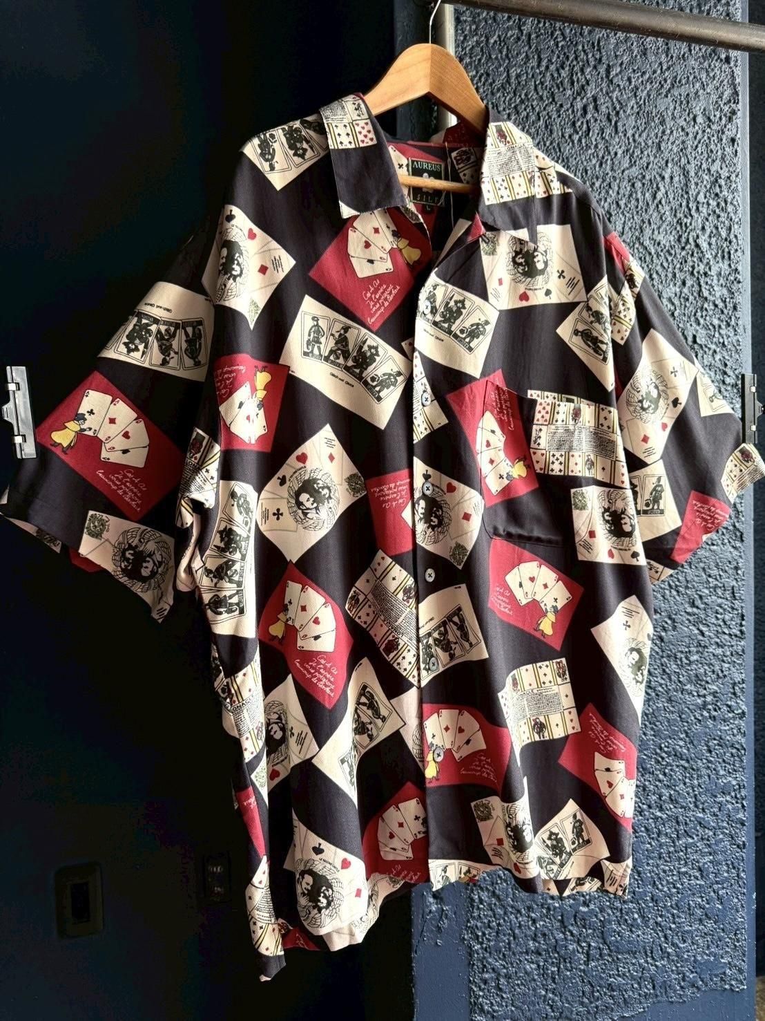 <img class='new_mark_img1' src='https://img.shop-pro.jp/img/new/icons14.gif' style='border:none;display:inline;margin:0px;padding:0px;width:auto;' />AUREUS SILK TRUMP