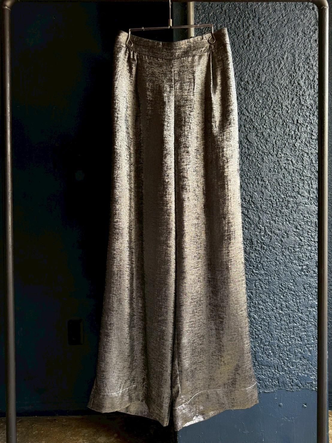 metallic gold easy