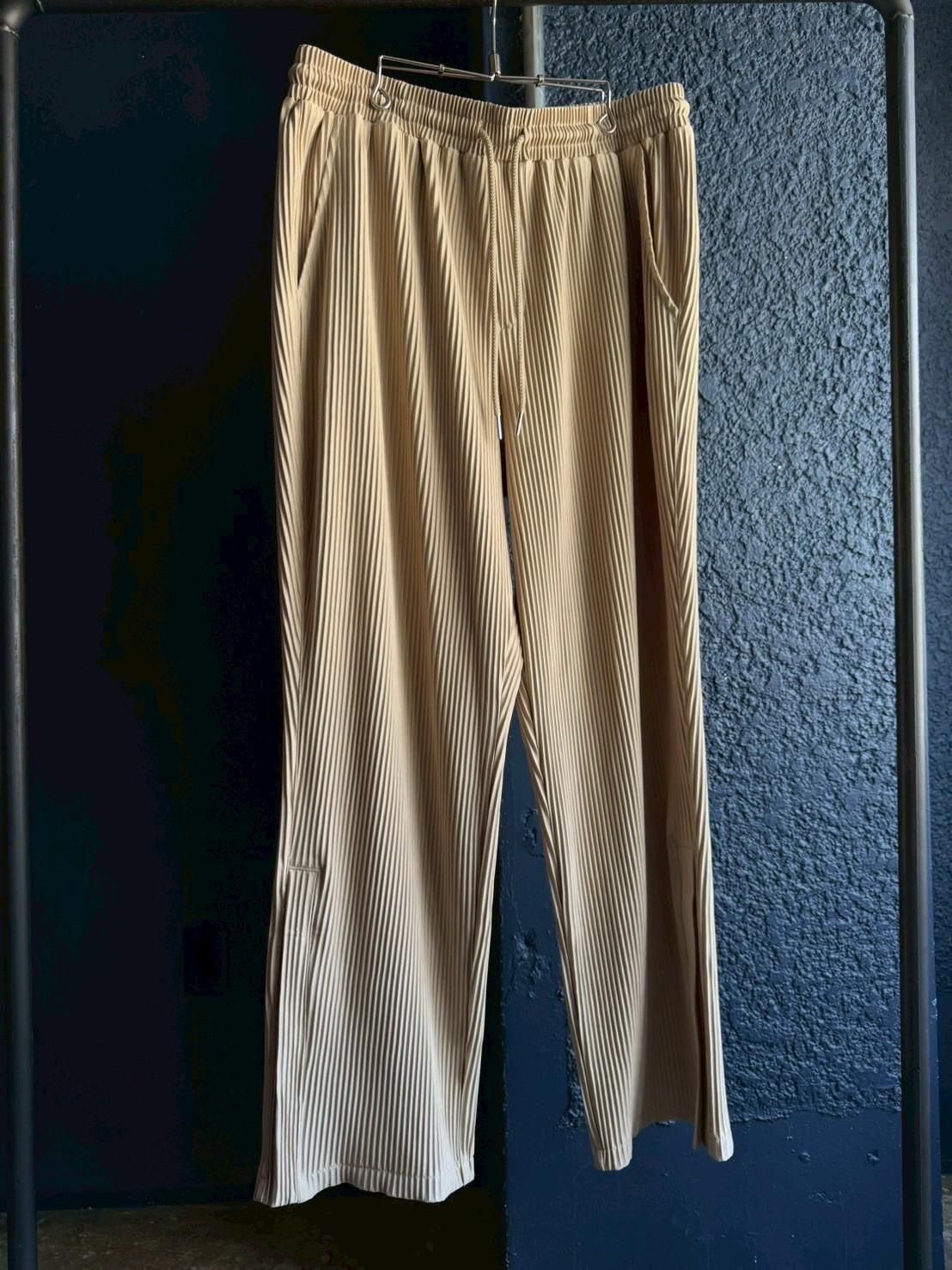 WIDE easy pleats pants