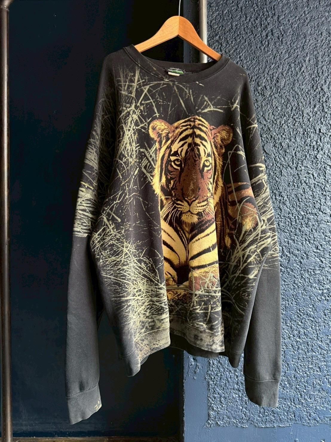 tiger print sweat