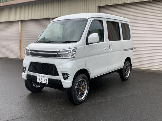 300系 フロントグリル ブラック艶あり - J-tanto 但東自動車 300系 フロントグリル ブラック艶あり - J-tanto 但東自動車
