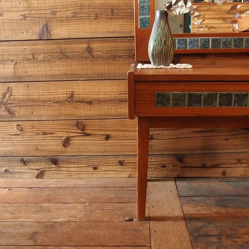 ヴィンテージタイルが素敵なドレッサー。Teak Dresser - 北の ヴィンテージタイルが素敵なドレッサー。Teak Dresser - 北の