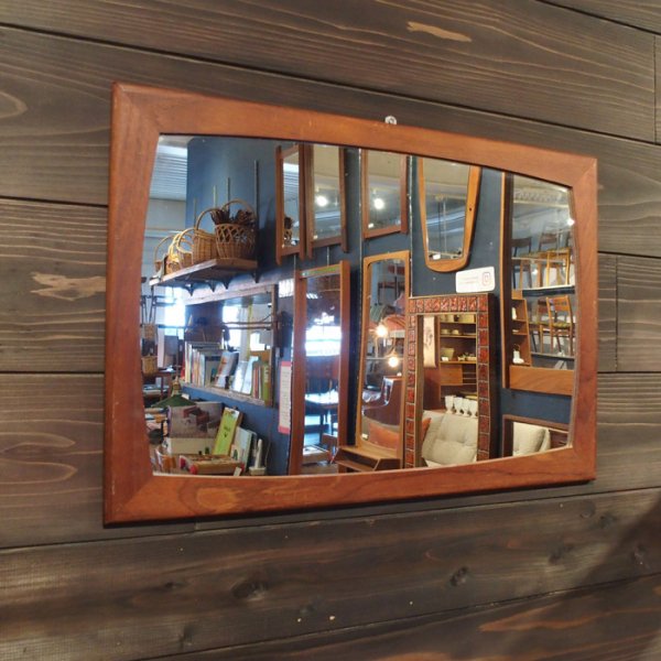 SOLD OUTSize:W620 H435mm<br>Teak Mirror<br>