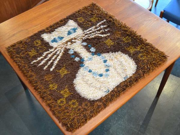 Size:W700×700mm<br>スカンジナビアの伝統的な織りのマット。<br>Vintaged Rug From Denmark