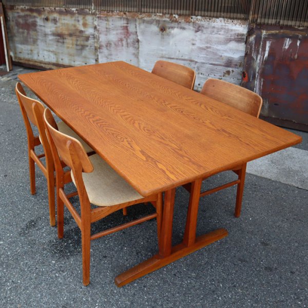 SOLD OUTSize:W1600 D820 H730mm<br>1964ǯơơ֥롣<br>Shaker Table C18 by Borge Mogensen