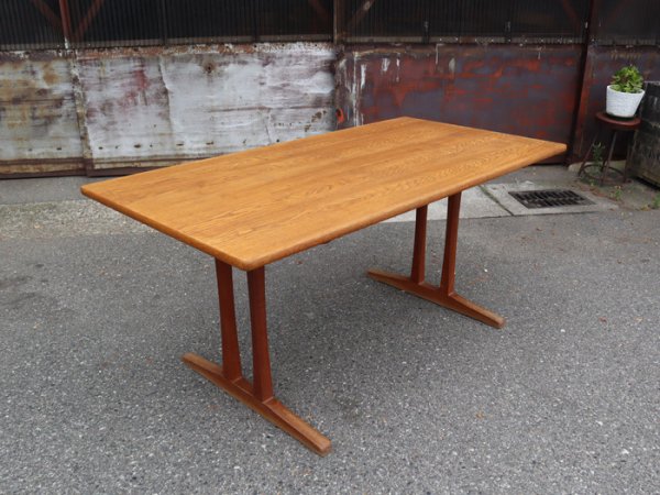 Size:W1600 D820 H730mm<br>Borge Mogensenシェーカーテーブル。<br>Oak Shaker Table<br>