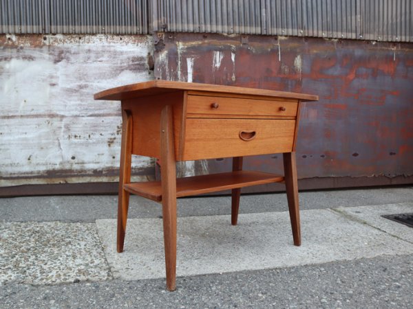 SOLD OUTSize:W685 D408 H530mm<br>ۤۤߥ󥰥ơ֥<br>Teak Sewing Table<br>