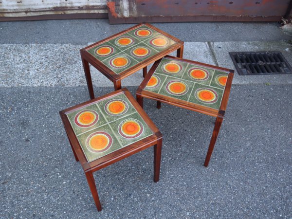 SOLD OUTSize:W520 D420 H483mm<br>ʤ̥ܤΥơ֥롪<br>Rosewood Tiletop Nesting Table<br>
