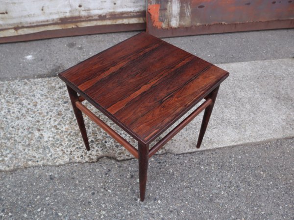 SOLD OUTSize:W390 D390 H420mm<br>̵ѡ괶<br>Rosewood Side Table<br>