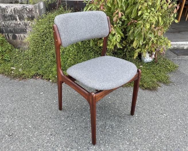Erik Buch Model 49/ Rosewood Dining Chair
