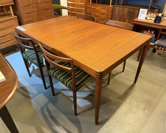 Size:W160 D99.5 H72cm<br>H.W.Klein Teak Dining Table
