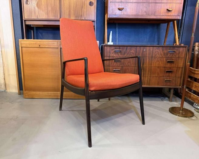 High-back Easy Chair