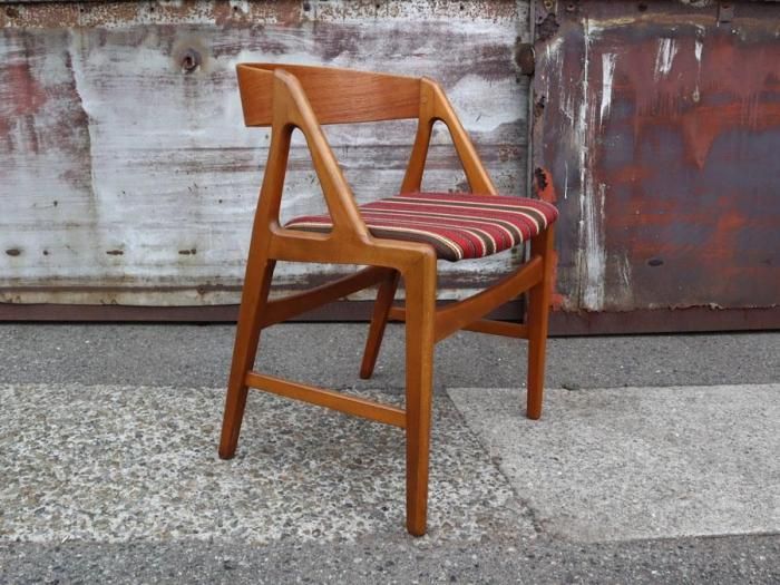 Henning Kjaernulf<br>TeakBeech Half-Arm Chair