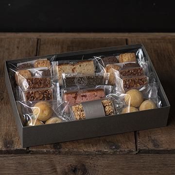 超話題新作 GRAND 焼き菓子詰め合せ（グランコフレ / COFFRET 菓子