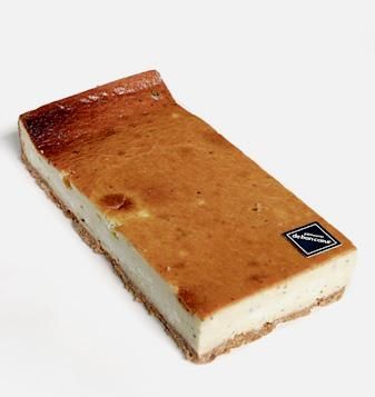 FROMAGE SALE / ゴルゴンゾーラチーズケーキ - patisserie de FROMAGE SALE / ゴルゴンゾーラチーズケーキ - patisserie de