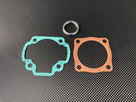 Amazon.co.jp: 695-11181 695-11181-00 シリンダーヘッド
