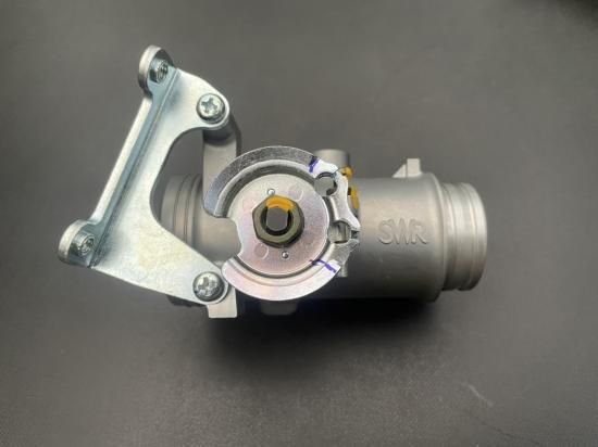 マジェスティSKN企画アルミビレットヘッドカバーSWR 32φスロットルセット