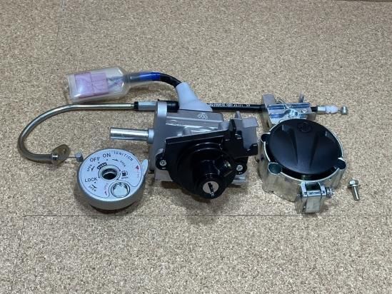 シグナスx4型前期　メーター　台湾スイッチ シグナスx4型前期 メーター 台湾スイッチ 国内4型シグナスXで