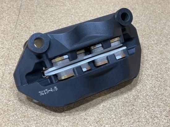 brembo ブレンボ キャストキャリパー ラジアルマウント100mm brembo ブレンボ キャストキャリパー ラジアルマウント100mm