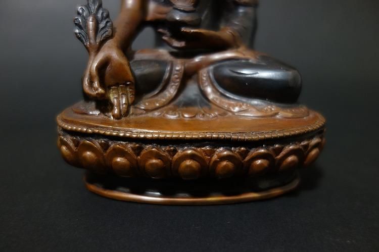 【仏像】薬師如来(薬師瑠璃光如来) 20cm【送料無料】
