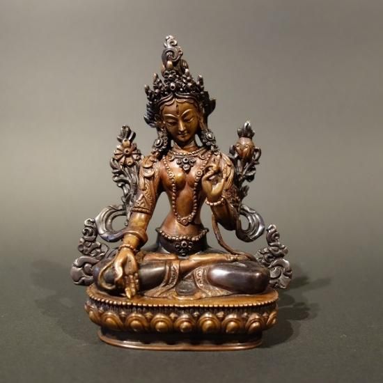 小振りな銅製菩薩様 小振りな銅製菩薩様