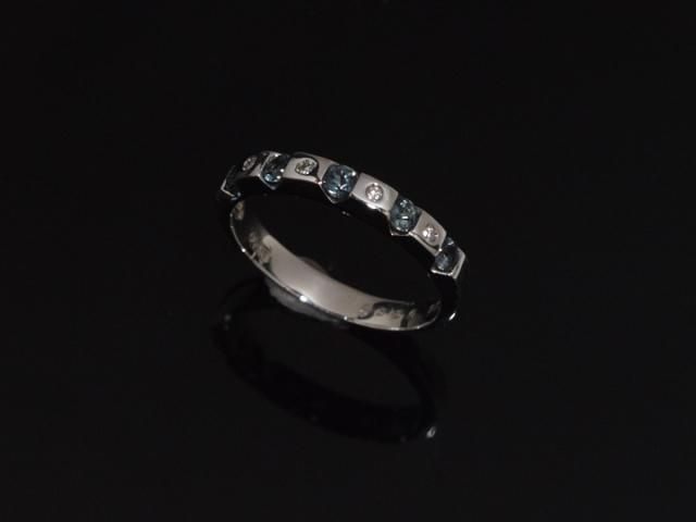 ✴︎極美品　PT900 0.60ct アレキサンドライト 0.36 ダイヤ リング