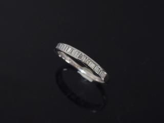 PT900 1.0ct SI1、Fカラー天然ペアシェイプダイヤモンドリング PT900 1.0ct SI1、Fカラー天然ペアシェイプダイヤモンドリング