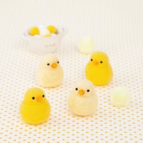 アマビエ♡仲良しひよこ ハマナカ ニードルフェルトでつくるベビーアニマル アクレーヌキット