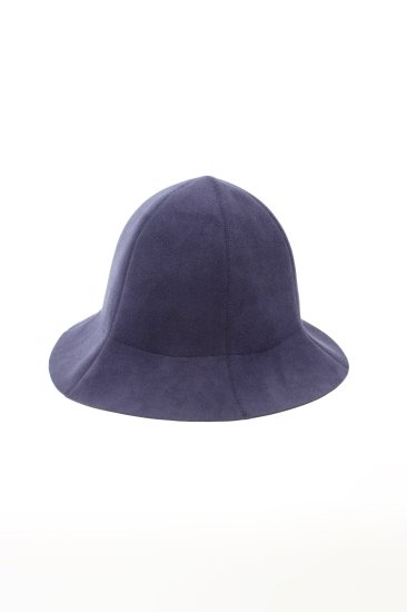 beta post / flatseam hat / navy