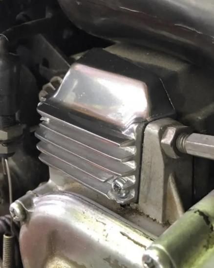 GT380 全型対応 オイルポンプカバー | 素材：アルミニウム合金 | 全国