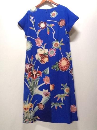 専用　正絹振袖からAラインワンピース 紅型風 振袖 から 綺麗なライン ワンピース 青色系 アヤメ 季節