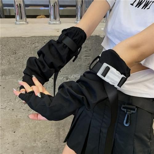 ベルト付き アームカバー BLACK［1000円均一］ - NOISEANDKISSES