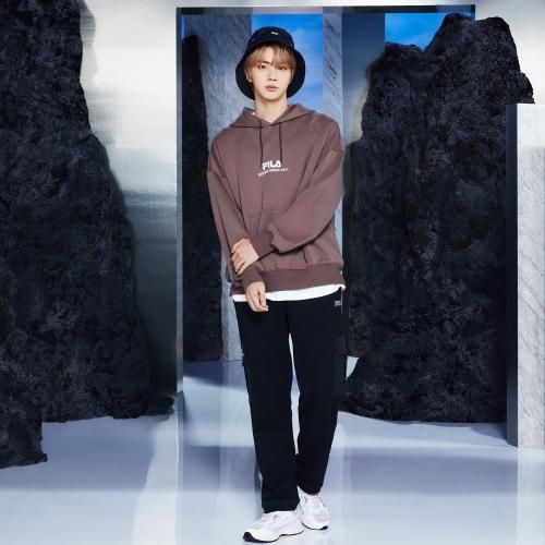FILA】グローバルアンバサダーBTS着用モデルスウェット ブラウン