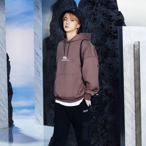 FILA】グローバルアンバサダーBTS着用モデルスウェット ブラウン