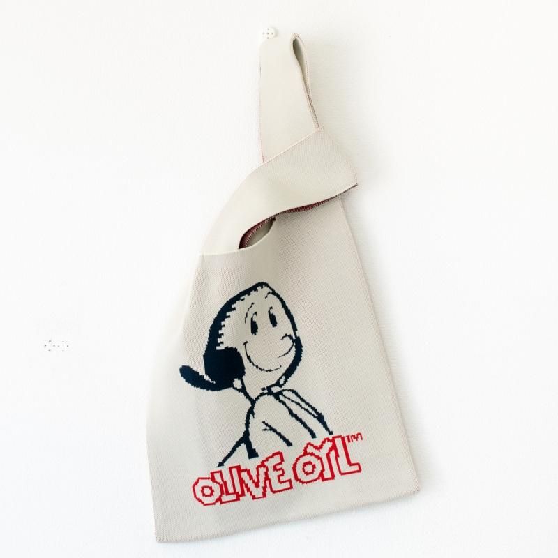 プレイボーイ　カイリーバックス 元『プレイボーイ』セクシーモデル50歳、現在の姿にSNS騒然