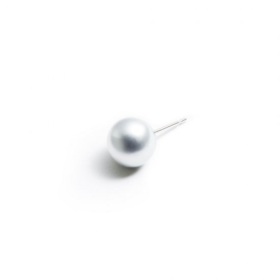 spinster pierced earring / medium pearl 【grey】