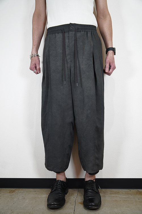 DEVOA(デヴォア) PTI -SVLC Cropped pants High twist viscose DEVOA(デヴォア) PTI -SVLC Cropped pants High twist viscose