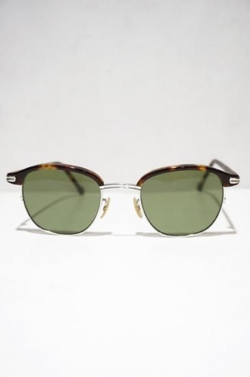 THE LIBERATORS GLOBE SPECS