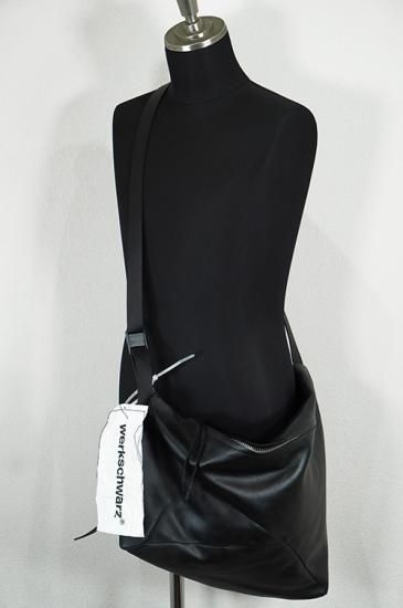 werkschwarz（ヴェルクシュヴァルツ） cross bag + shoulder bag