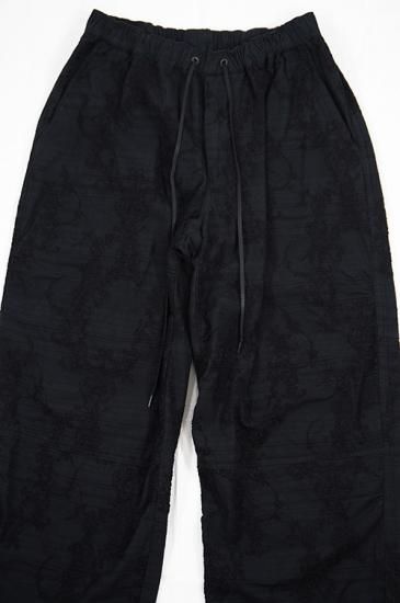 The Viridi-anne（ザ ヴィリジアン） EMBROIDERED RELAXED CROPPED