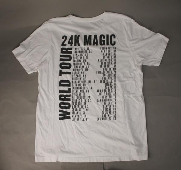 新品 BRUNO MARS 24K MAGIC M スゥエットシャツ トレーナー 新品【BRUNO MARS】24K MAGIC TシャツL黒 ブルーノマーズE